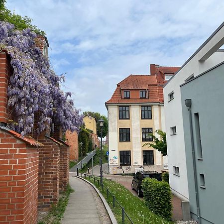 Ferienwohnung An Der Historischen Stadtmauer Rostock Buitenkant foto