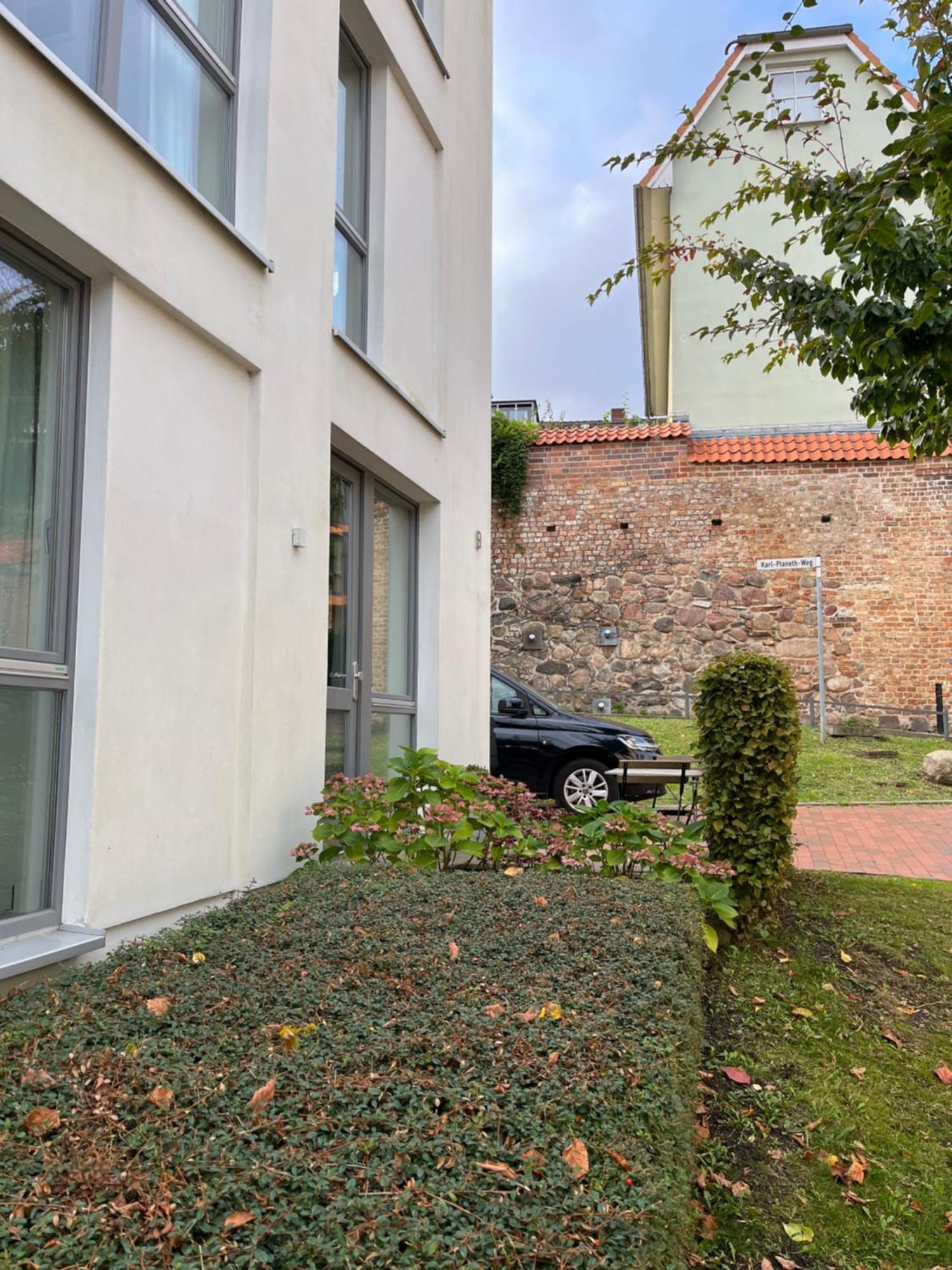 Ferienwohnung An Der Historischen Stadtmauer Rostock Buitenkant foto